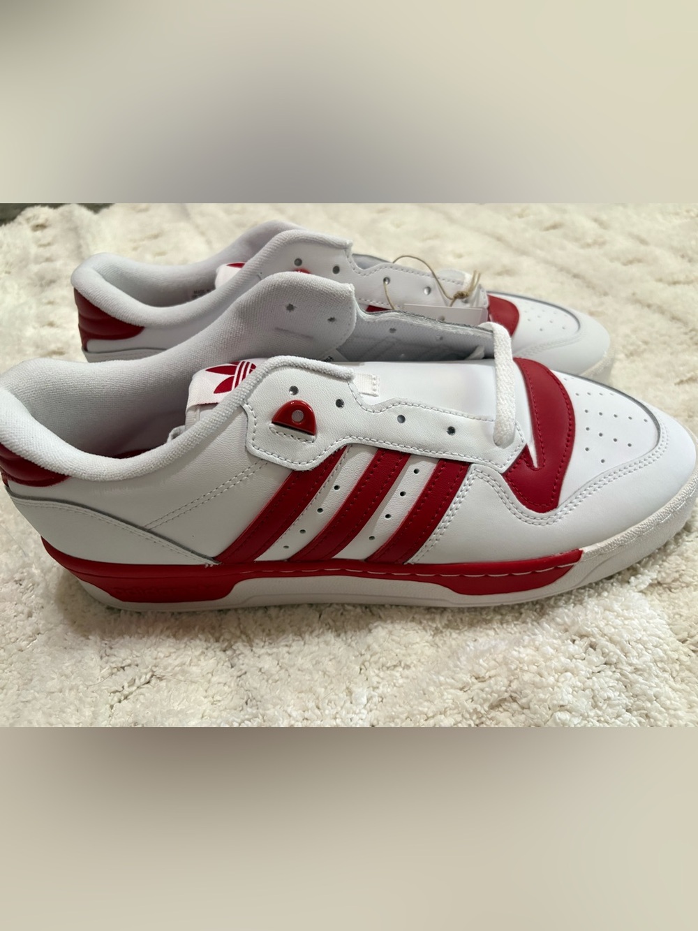 adidas men’s rivalry low - White and Red Low-Top Sneakers